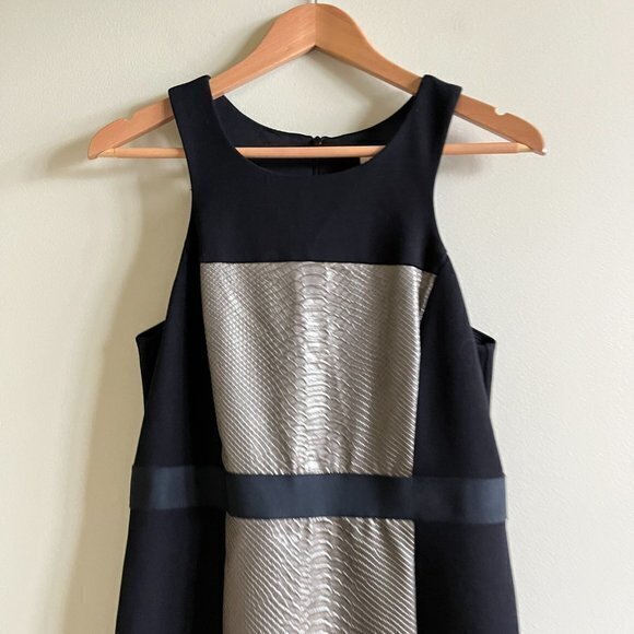 ANTHROPOLOGIE BAILEY 44 Python Embossed Bodycon Dress Womens Size L Slee… - Picture 4 of 10